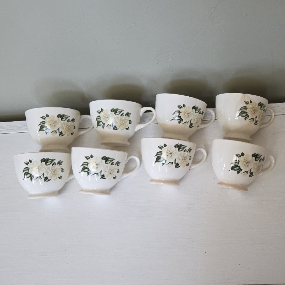 1940's Laughlin Nautilus Gardenia pattern 8 teacups,